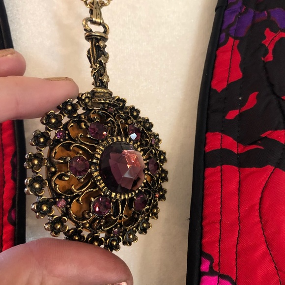Vintage Jewelry - Vintage Renaissance style necklace
